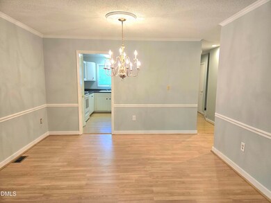 9 Willow Bridge Dr, Durham, NC 27707 - photo 4