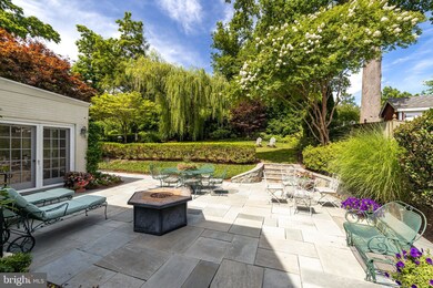 8503 Longfellow Place, Chevy Chase, MD 20815 - photo 4