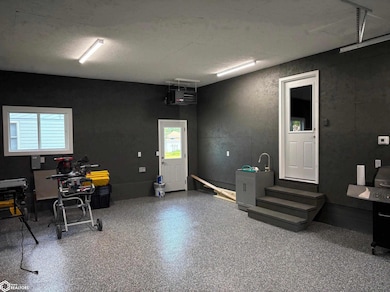 3102 3rd St, Emmetsburg, IA 50536 - photo 5