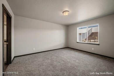 7 Stock Photo Primary Bedroom