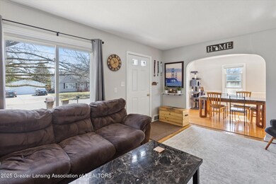 1007 Maycroft Rd, Lansing, MI 48917 - photo 7