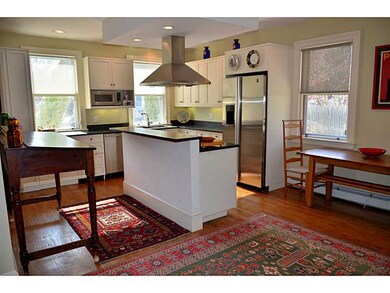 130 Benevolent St, Providence, RI 02906 - photo 5