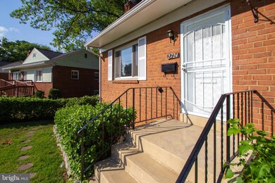 2724 Hawthorne Terrace, Hyattsville, MD 20785 - photo 5