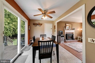 5586 Linton Rd, Sykesville, MD 21784 - photo 6