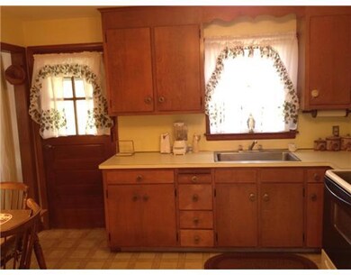 42 Sherwood Dr, Westerly, RI 02891 - photo 5