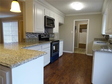 2701 Maureen Dr, Pineville, LA 71360 - photo 5