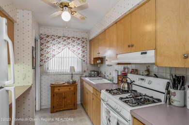 229 Churchill Ave, Trenton, NJ 08610 - photo 2