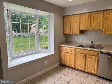 4037 Chesterwood Dr, Silver Spring, MD 20906 - photo 7