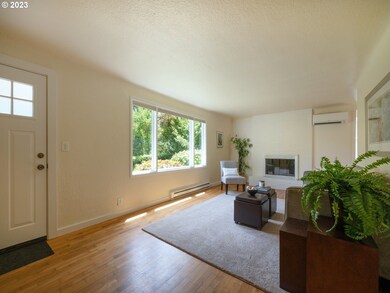 1842 Riverview St, Eugene, OR 97403 - photo 3