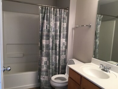 147 Springbrook Trail S, Oswego, IL 60543 - photo 5