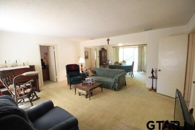 422 E 9th St, Tyler, TX 75701 - photo 2
