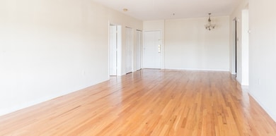 2456 Massachusetts Ave unit 401, Cambridge, MA 02140 - photo 4