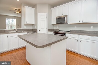 2615 Lotuswood Ct, Odenton, MD 21113 - photo 6