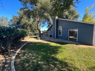 3536 Leonard St, Redding, CA 96002 - photo 7