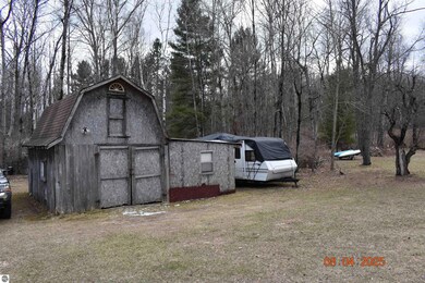4273 Chaplow Ln, West Branch, MI 48661 - photo 6