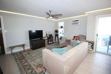 11024 Kilpatrick Ave unit 3, Oak Lawn, IL 60453 - photo 2