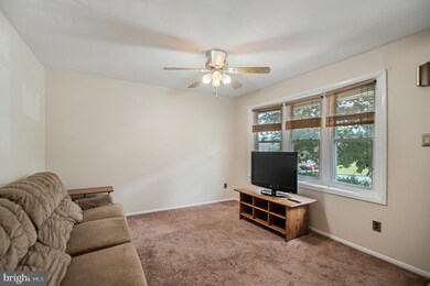 1146 Bayless Place unit I2, Norristown, PA 19403 - photo 3