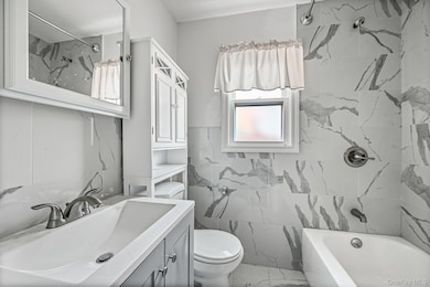 6 Central Ct, Valley Stream, NY 11580 - photo 7