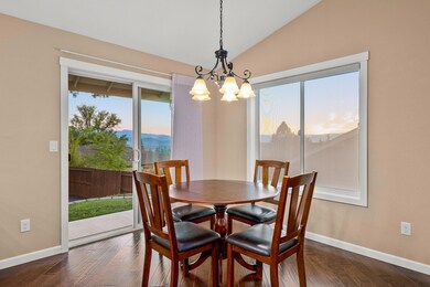1437NEQuailCrossingRd-007