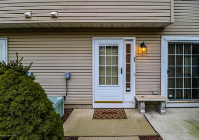 37 Dover Ct, Tinton Falls, NJ 07712 - photo 3