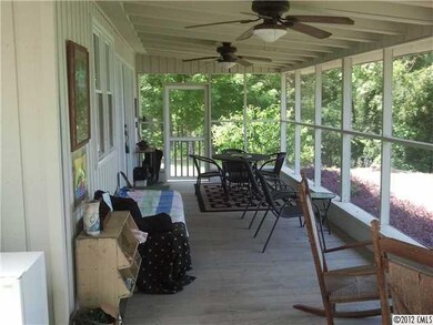 Porch - Screened