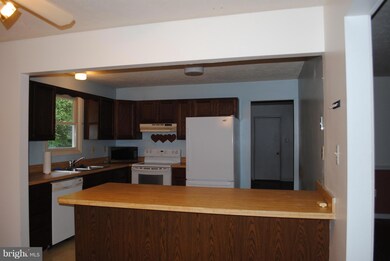 26491 Tin Top School Rd, Mechanicsville, MD 20659 - photo 4