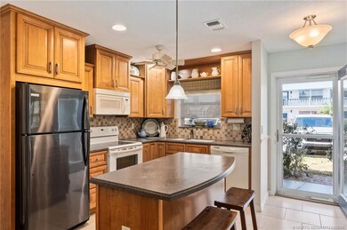 Notice: no enclosed kitchen. Looks soooo nice.