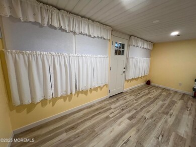 11 Cedar Ave, North Middletown, NJ 07748 - photo 5