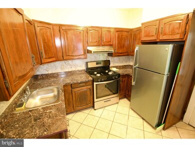 219 N 13th St, Reading, PA 19604 - photo 7