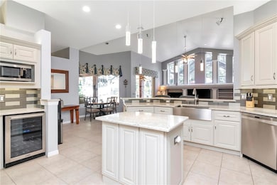 5132 Whispering Leaf Trail, Valrico, FL 33596 - photo 3