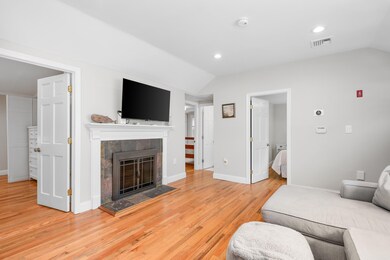 40 Red Lily Pond Rd, Centerville, MA 02632 - photo 4