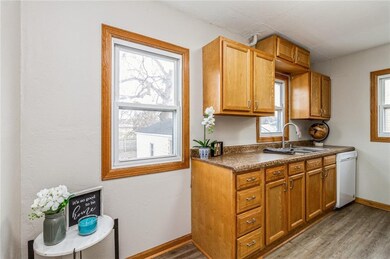 2217 Lay St, Des Moines, IA 50317 - photo 6