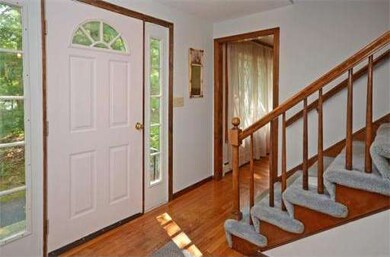 31 Stonybrook Dr, Holliston, MA 01746 - photo 4