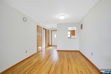 210 Pavonia Ave, Jersey City, NJ 07302 - photo 5