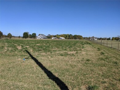 13530 Bill Sellers Wc 862, Springdale, AR 72762 - photo 2