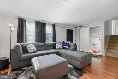 16 Tulip Tree Ct, Essex, MD 21221 - photo 6