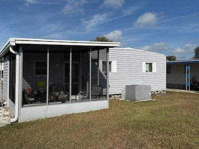 1071 Donegan Rd unit 1155, Largo, FL 33771 - photo 6