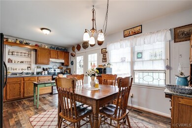 11285 Pine Ridge Ln, Ruther Glen, VA 22546 - photo 4