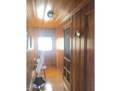 40 Clayton St, Middletown, RI 02842 - photo 5