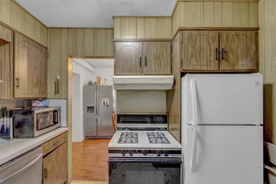 62 Herman Blvd, Franklin Square, NY 11010 - photo 2