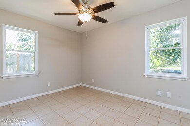3400 Goldenrod Ave, Moss Point, MS 39562 - photo 5