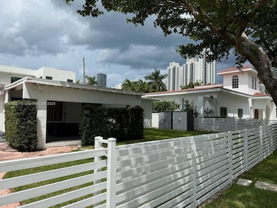 245 189th Terrace, Sunny Isles Beach, FL 33160 - photo 2