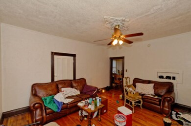 526 Hamilton St, Albany, NY 12203 - photo 4