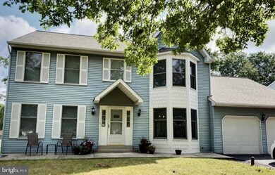 2813 Denbeigh Dr, Hatfield, PA 19440 - photo 2