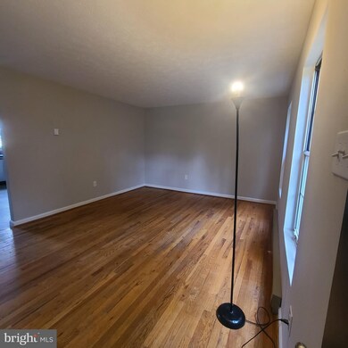 307 Nottoway Dr, Stephens City, VA 22655 - photo 2