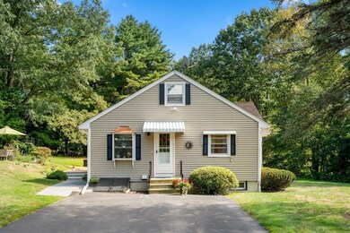 1 Meadowview Dr, Newton, NH 03858 - photo 2