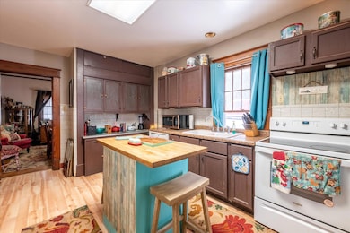 202 Y St, Dunlap, IA 51529 - photo 5