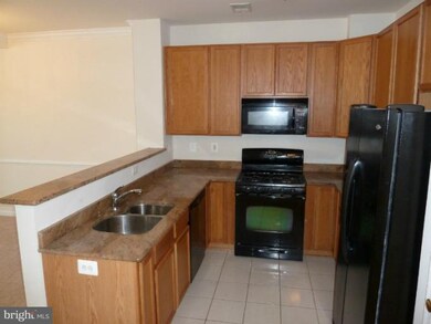 15503 John Diskin Cir, Woodbridge, VA 22191 - photo 7