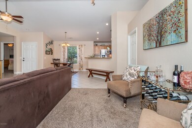 004_Living Room