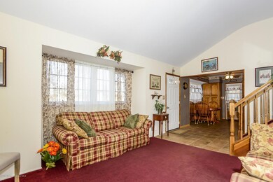007_Living Room